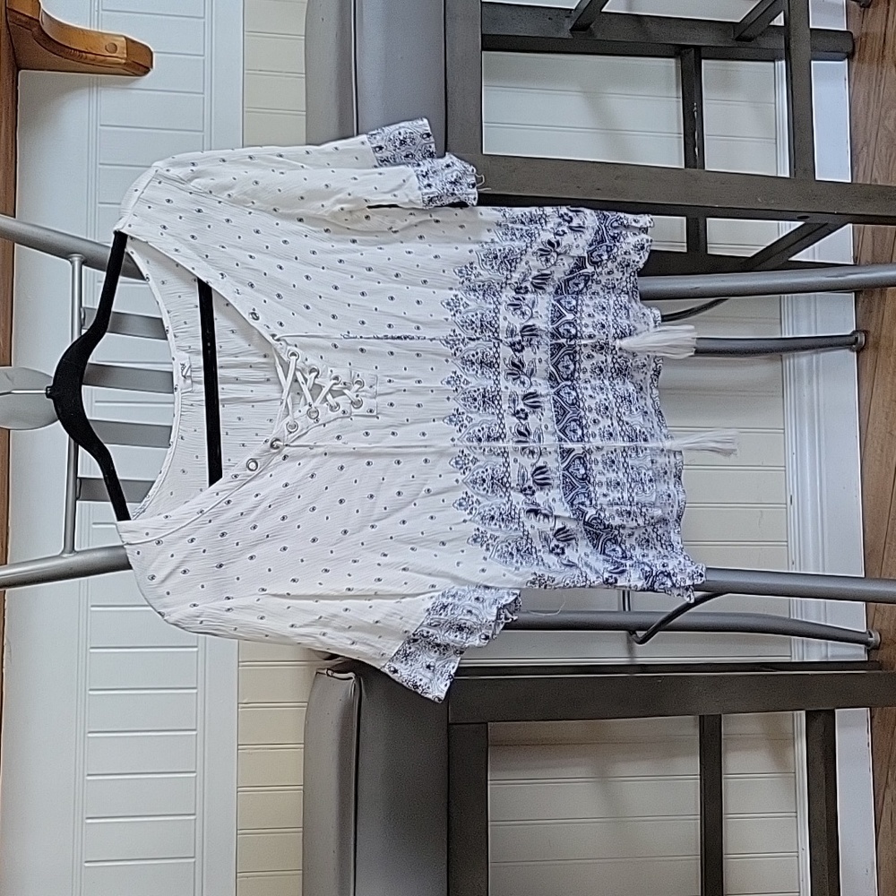 Light blouse xs